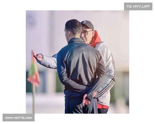 意甲新星崛起之路:机遇与挑战并存的青春力量解析 意甲新星崛起之路:机遇与挑战并存的青春力量解析